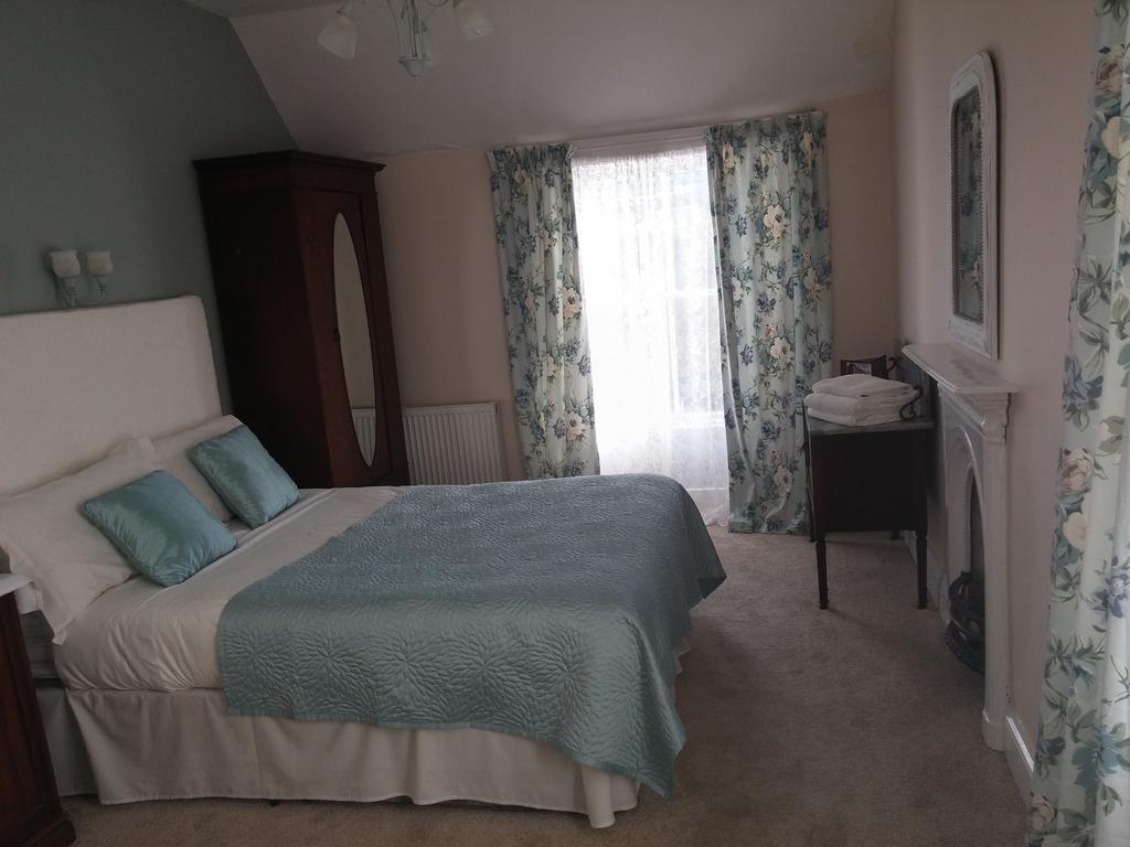 Meath Arms Country Inn Aughrim Værelse billede