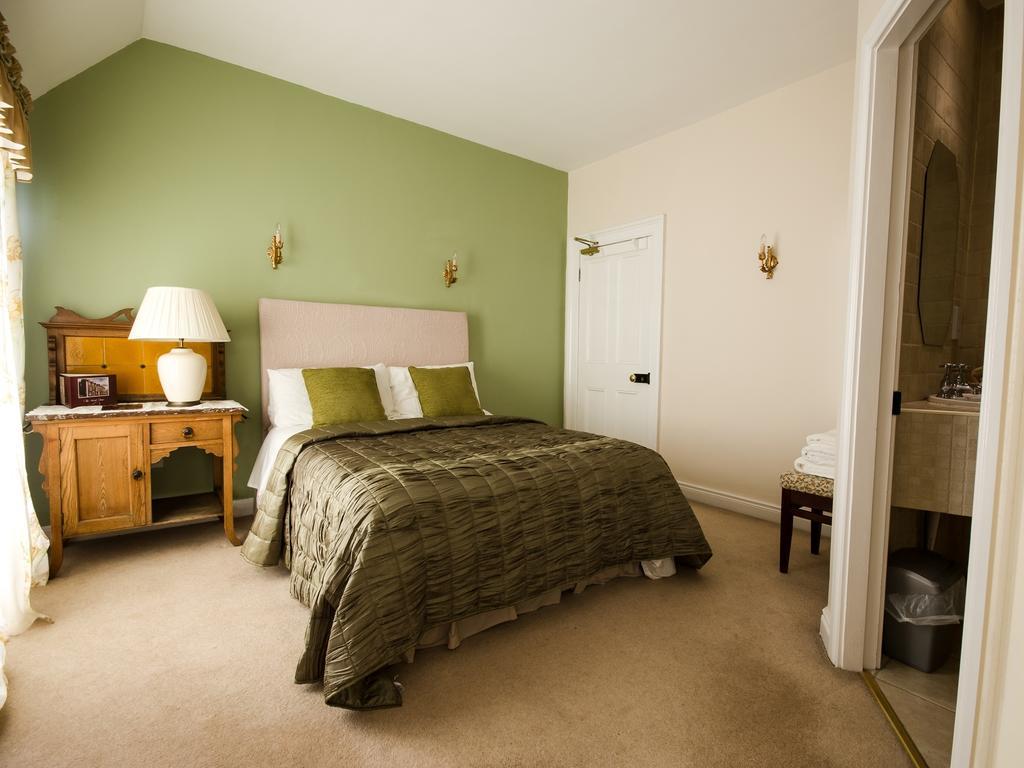 Meath Arms Country Inn Aughrim Værelse billede